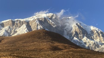 हिमालको फेदैफेद कोरी पहाड