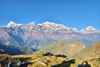 पर्यटक र पूर्वाधारका पर्खाइमा म्याग्दीको रुघाचौर