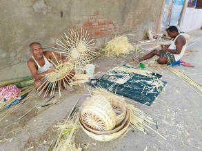  ‘दुखियाको हाँसोमा ईश्वरको बास’