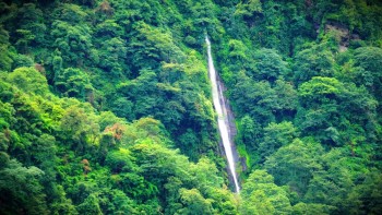 प्रचारप्रसारको अभावमा ओझेलमा ‘महभिर झरना’