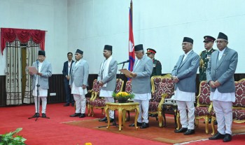 राष्ट्रपतिद्वारा प्रधानन्यायाधीशलाई शपथ