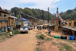 निर्माणाधीन नमोबुद्ध–तेमाल खण्डका ५९ घर भत्काइँदै