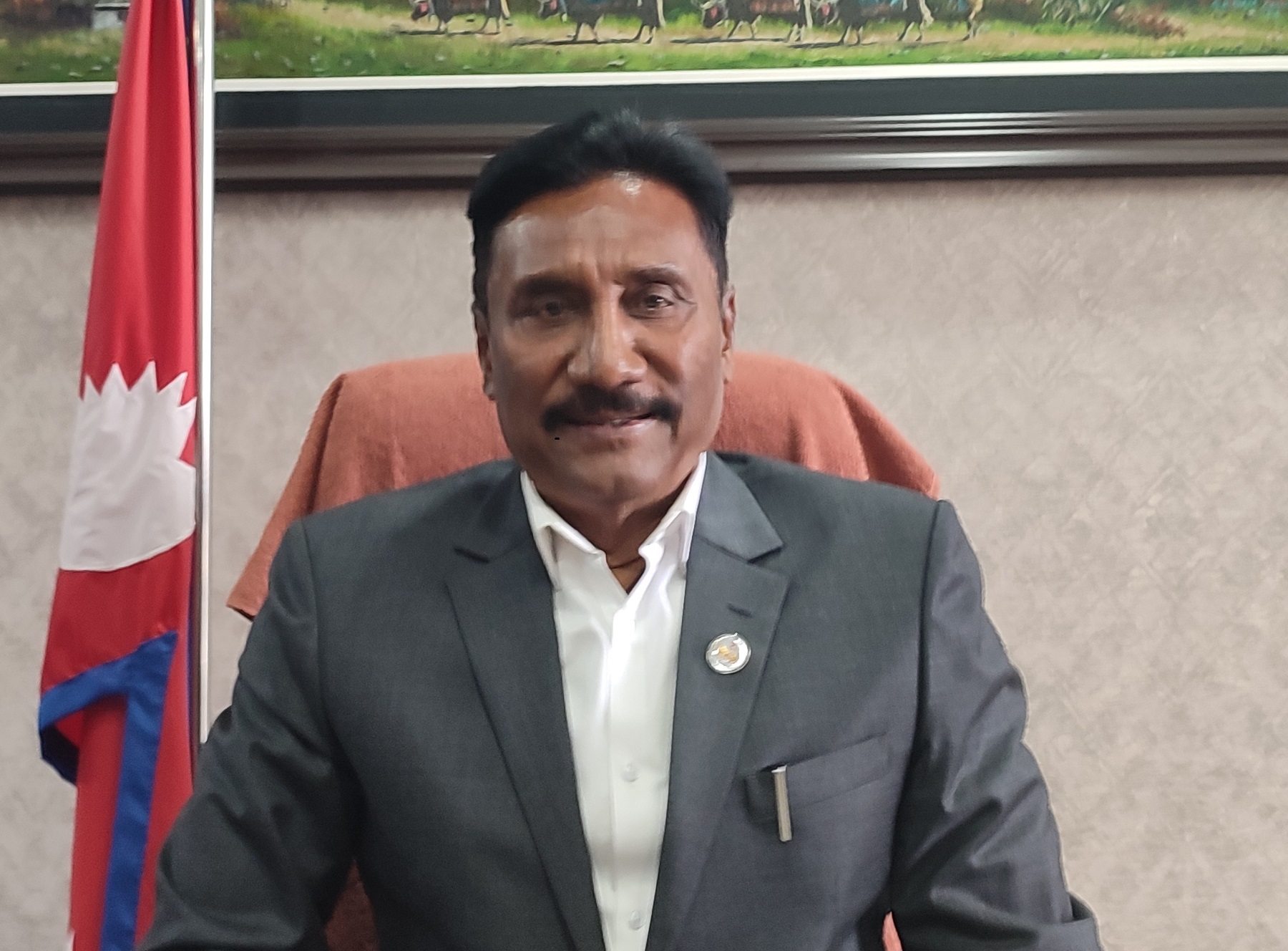 सेवा शुल्क परिमार्जन गर्ने पक्षमा श्रममन्त्री भण्डारी