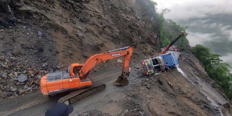 नारायणगढ–मुग्लिन सडक दुइतर्फी सञ्चालन